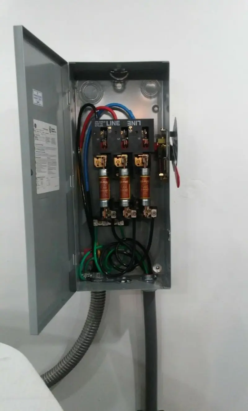 Three-phase disconnect switch installed for Electrical Wiring & Rewiring in Vine Hill
